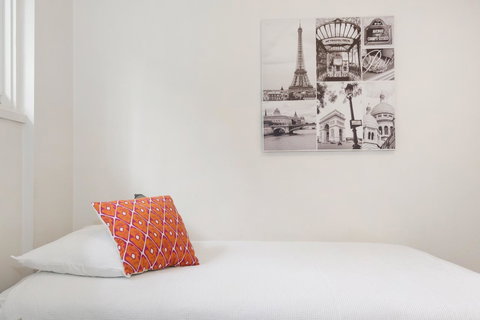 Melbourne Villa - Hervey Bay Accommodation 33