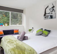 Melbourne Villa - Tourism Hervey Bay