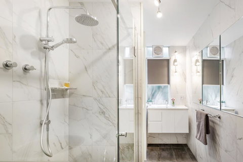 Melbourne Villa - Hervey Bay Accommodation 25