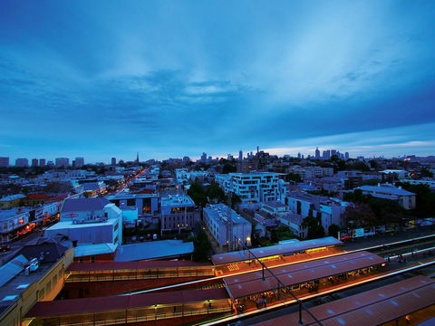 Oaks Melbourne South Yarra Suites - Tourism Hervey Bay 9