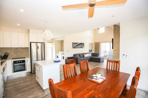 Amber Mist Villa Two - Tourism Hervey Bay 15