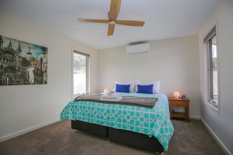 Amber Mist Villa Two - Tourism Hervey Bay 6