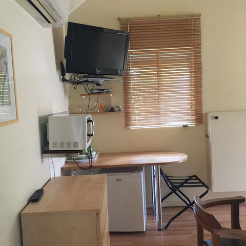 The Albion Motel Castlemaine - Hervey Bay Accommodation 20