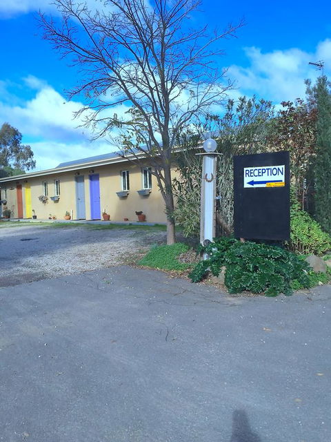 The Albion Motel Castlemaine - Hervey Bay Accommodation 5