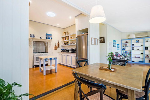 Edge17 Port Fairy Wharf - Tourism Hervey Bay 3