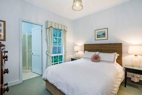 Edge17 Port Fairy Wharf - Tourism Hervey Bay 7