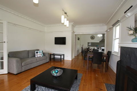 A Stroll Away - Hervey Bay Accommodation 2