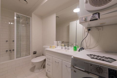 St Kilda Road Park View 3 Bedroom Luxury Apartment - Hervey Bay Accommodation 7
