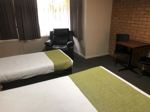 National Hotel Complex Bendigo - Hervey Bay Accommodation 3