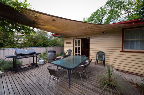 National Hotel Complex Bendigo - Hervey Bay Accommodation 7
