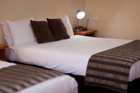 National Hotel Complex Bendigo - Hervey Bay Accommodation 10