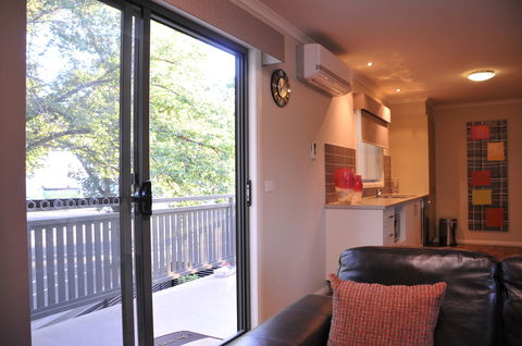 National Hotel Complex Bendigo - Hervey Bay Accommodation 26