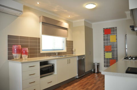 National Hotel Complex Bendigo - Hervey Bay Accommodation 24