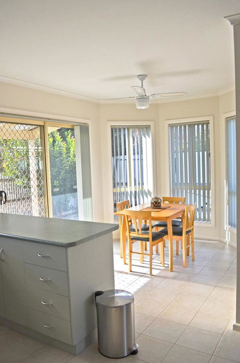 Horsham Central Stay - Tourism Hervey Bay 1