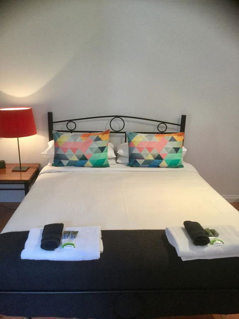 At The Beach Apartments - Tourism Hervey Bay 11