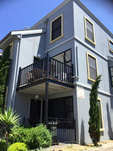 At The Beach Apartments - Tourism Hervey Bay 0