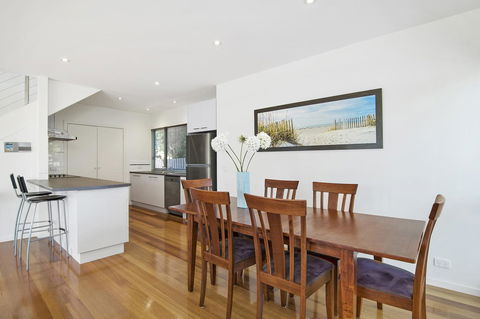 Bask At The Glade - Rejuvenate Stays - Hervey Bay Accommodation 10