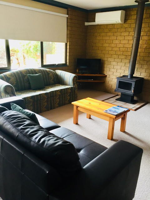 Grampians Pomonal Cottages - Hervey Bay Accommodation 11