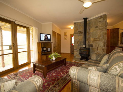 Angel's Rest - Hervey Bay Accommodation 2