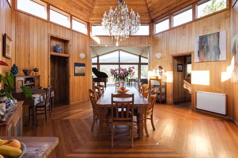 Kangaroo Manor - Hervey Bay Accommodation 22