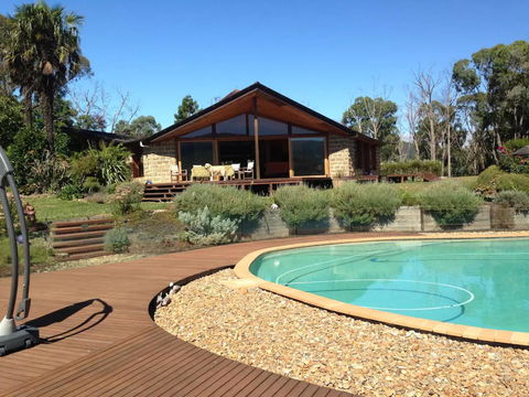 Kangaroo Manor - Hervey Bay Accommodation 28