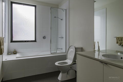 1 Pebble Place - Hervey Bay Accommodation 13