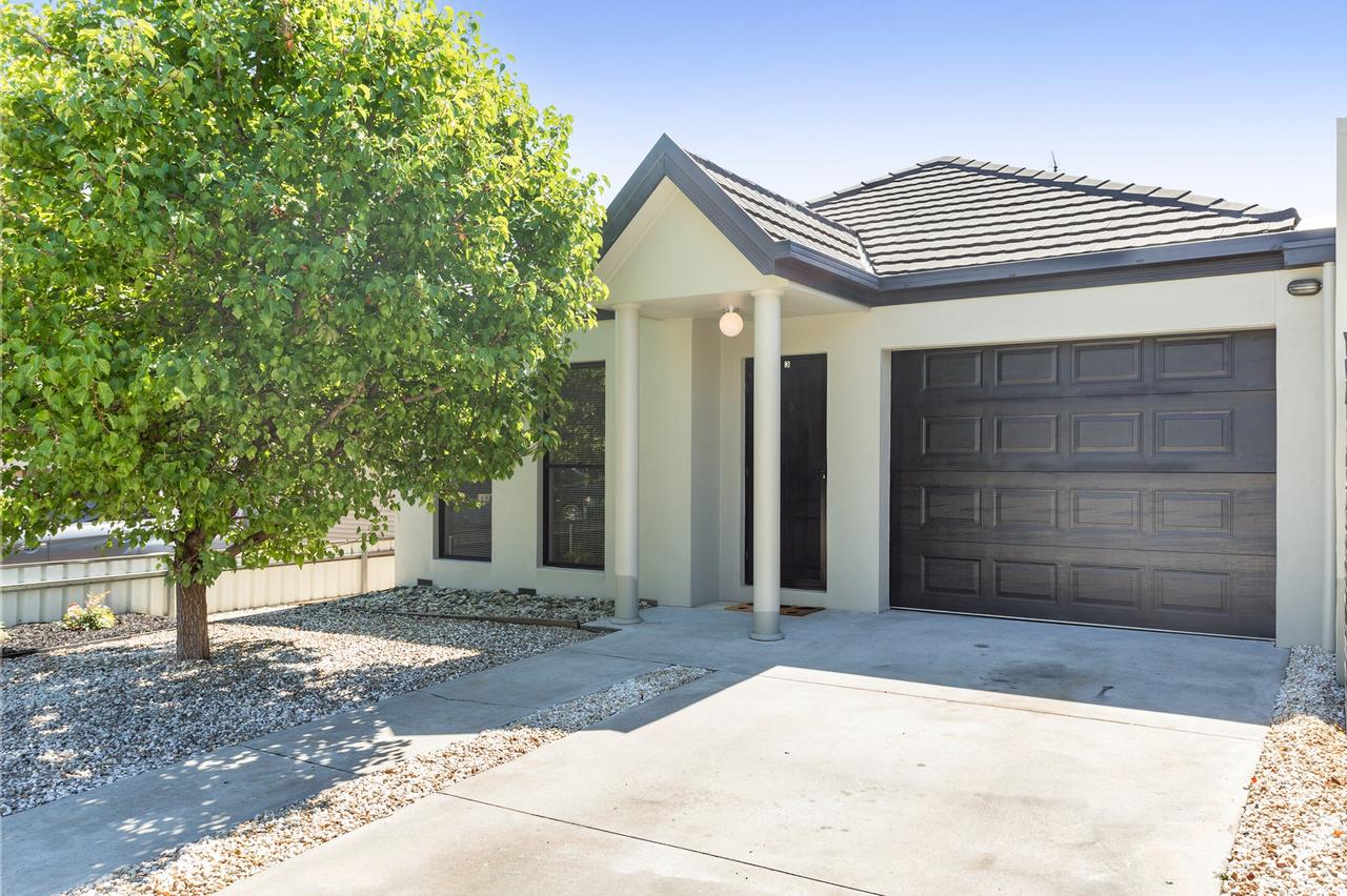 East Bendigo VIC Hervey Bay Accommodation