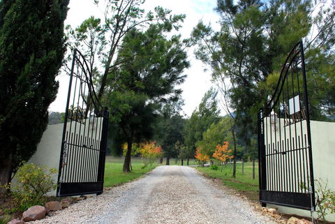 Deville At Healesville - Hervey Bay Accommodation 12