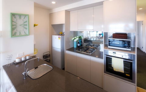 Waterfront Apt 234 Marinaquays - Hervey Bay Accommodation 10