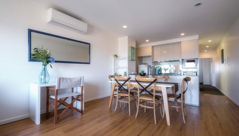 Waterfront Apt 234 Marinaquays - Hervey Bay Accommodation 6