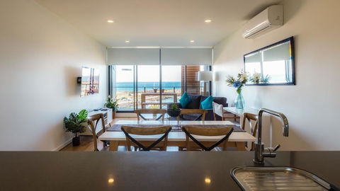 Waterfront Apt 234 Marinaquays - Hervey Bay Accommodation 0