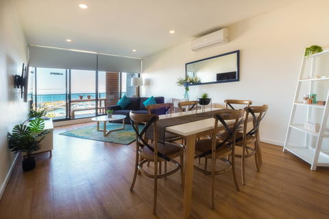 Waterfront Apt 234 Marinaquays - Hervey Bay Accommodation 17