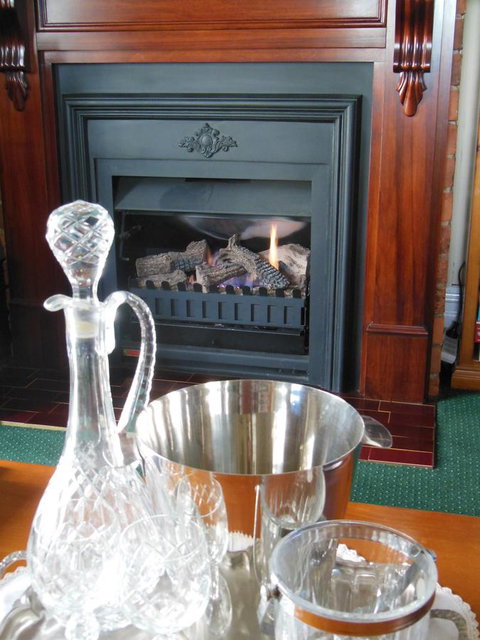 Airleigh-Rose Cottage - Tourism Hervey Bay 30