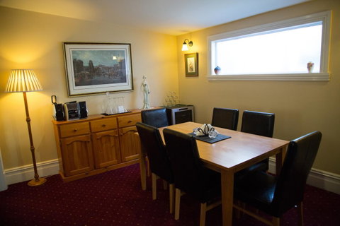 Airleigh-Rose Cottage - Tourism Hervey Bay 12