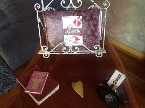 Ditto Daddy's - Hervey Bay Accommodation 1