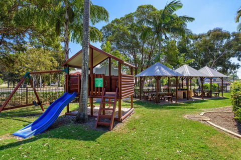 Rainbow Getaway Holiday Apartments - Hervey Bay Accommodation 15