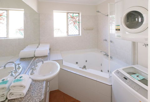 Rainbow Getaway Holiday Apartments - Hervey Bay Accommodation 31