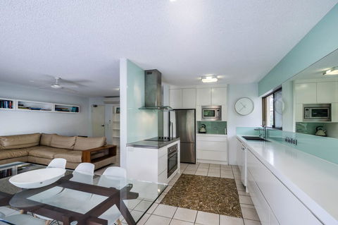 Sunseeker Holiday Apartments - Tourism Hervey Bay 38