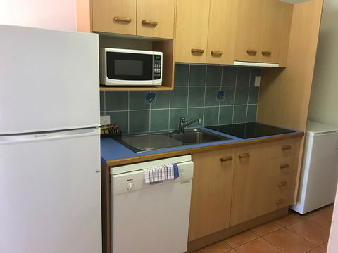 Coral Cove Resort - Hervey Bay Accommodation 2