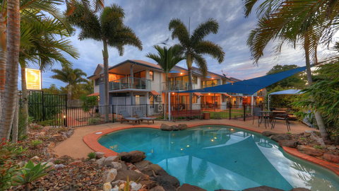Dolphin Waters - Hervey Bay Accommodation 17