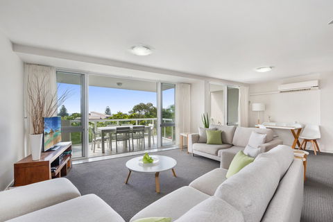 Sunshine Vista - Hervey Bay Accommodation 4