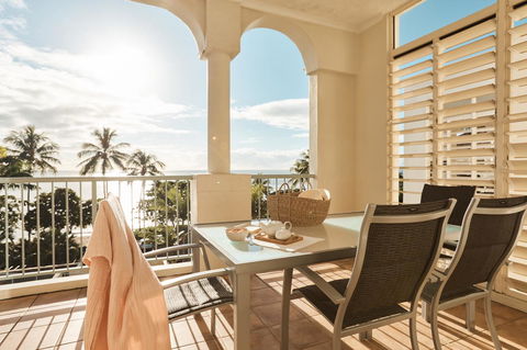 Sea Change Beachfront Apartments - Tourism Hervey Bay 0