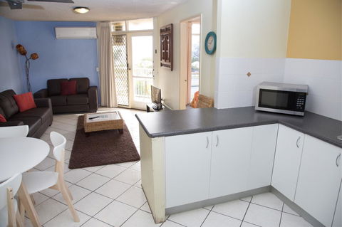 Northpoint Holiday Apartments - Hervey Bay Accommodation 22
