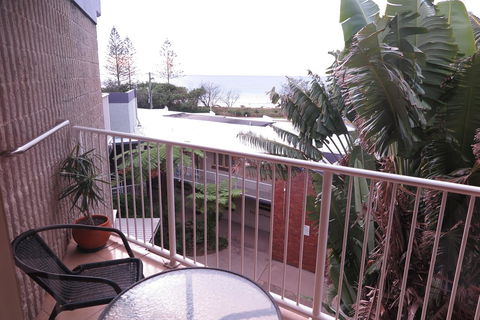 Northpoint Holiday Apartments - Hervey Bay Accommodation 9