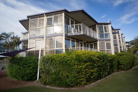 Northpoint Holiday Apartments - Hervey Bay Accommodation 11