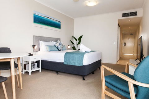 Ocean Views Resort Caloundra - Hervey Bay Accommodation 12