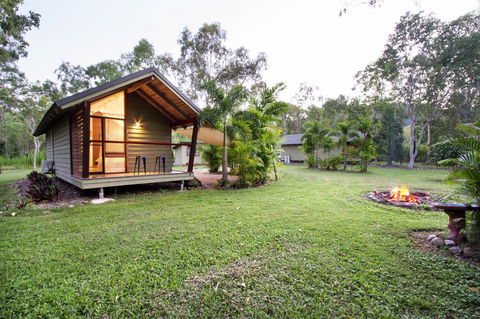 Airlie Beach Eco Cabins - Adults Only - Hervey Bay Accommodation 28