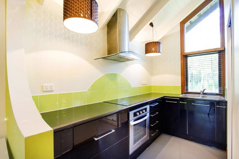 Airlie Beach Eco Cabins - Adults Only - Hervey Bay Accommodation 10