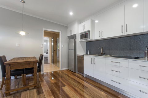 Pandanus Spa Cottage - Hervey Bay Accommodation 9