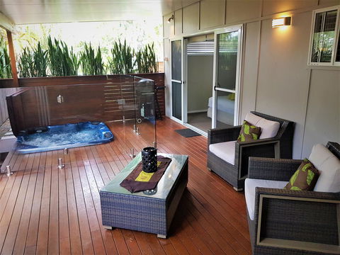 Pandanus Spa Cottage - Hervey Bay Accommodation 5